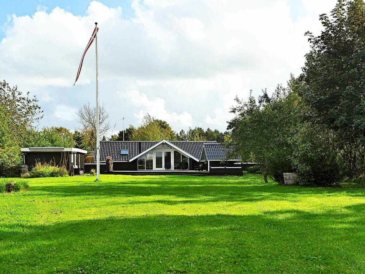 6 Person Holiday Home In Ansager Exterior photo